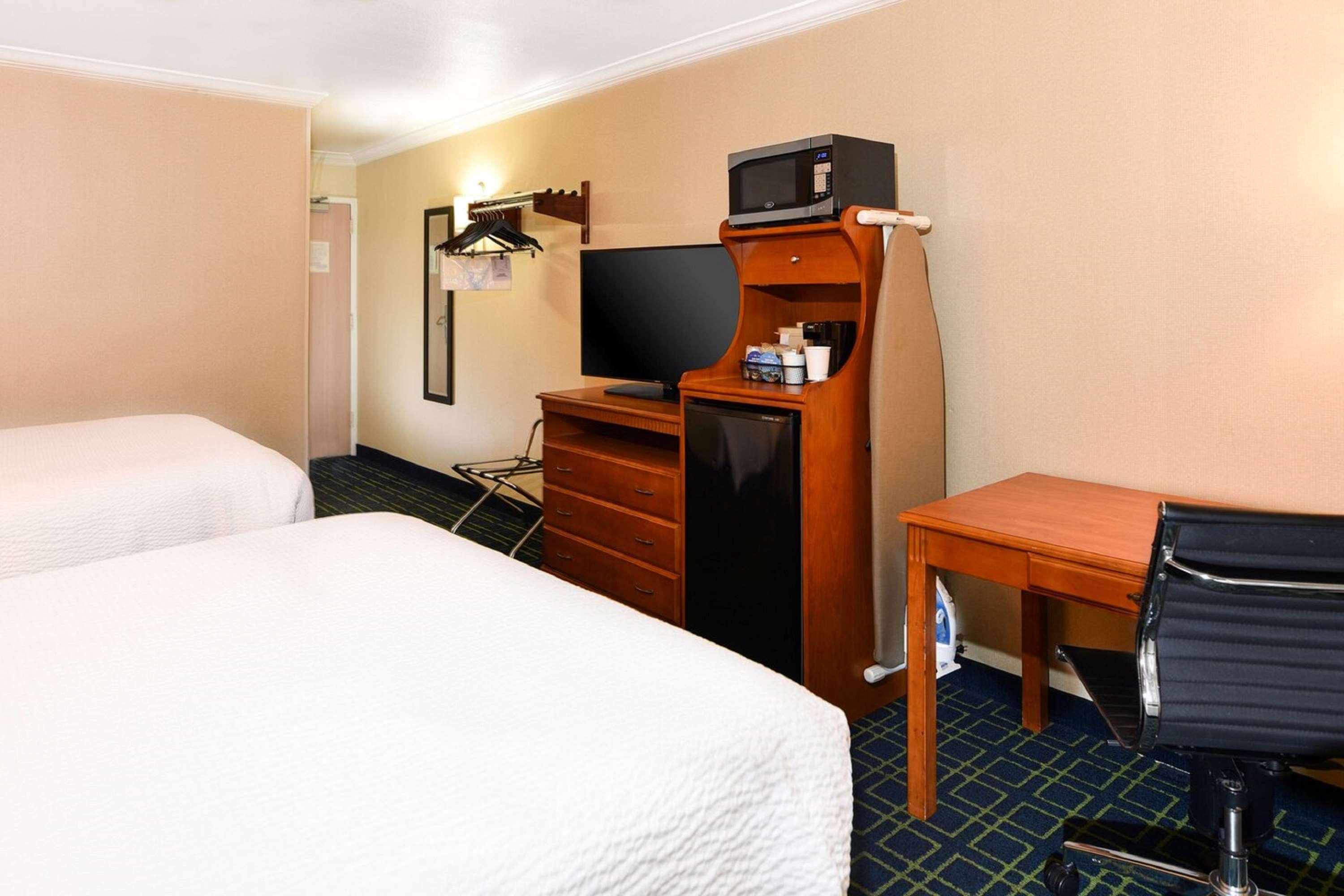Surestay Hotel By Best Western Ontario Airport Exterior foto