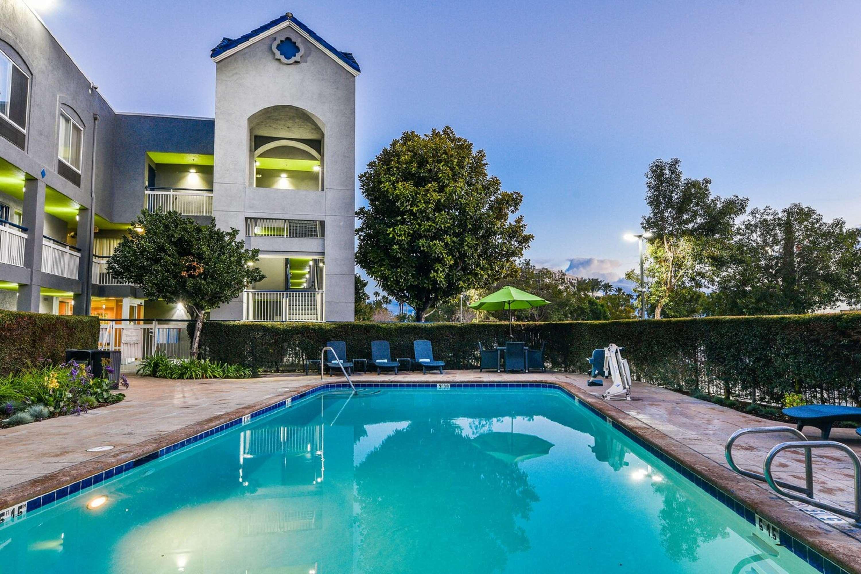 Surestay Hotel By Best Western Ontario Airport Exterior foto